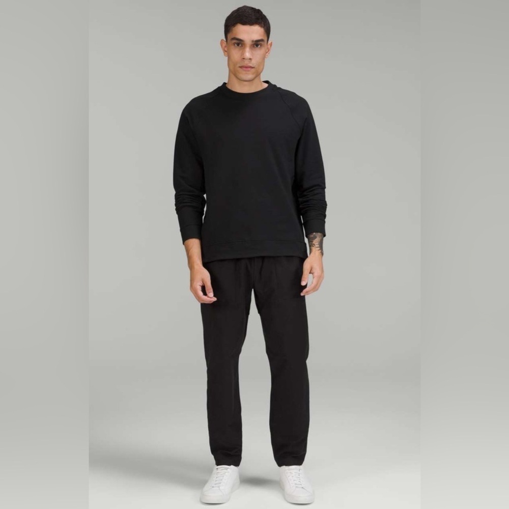 LULULEMON Utilitech Pull-On Classic-Fit Pant 30" in Black Size Medium